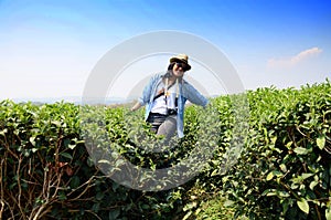 Žena portrét na čaj plantáž na (hora) v 